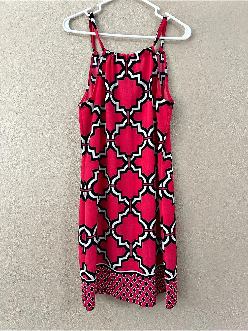 Crown & Ivy Geometric Halter Shift Dress Pink & Black Size Medium